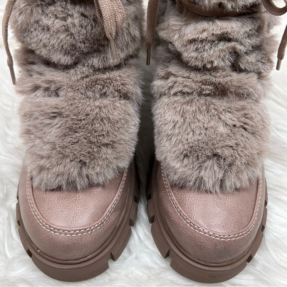 XOXO Odonna Taupe Lace Up Fur Buckle Ankle Booties 9.5 - Picture 3 of 12